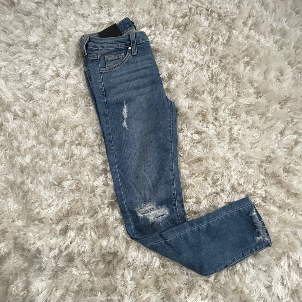 NWT  Women’s Just Black jeans